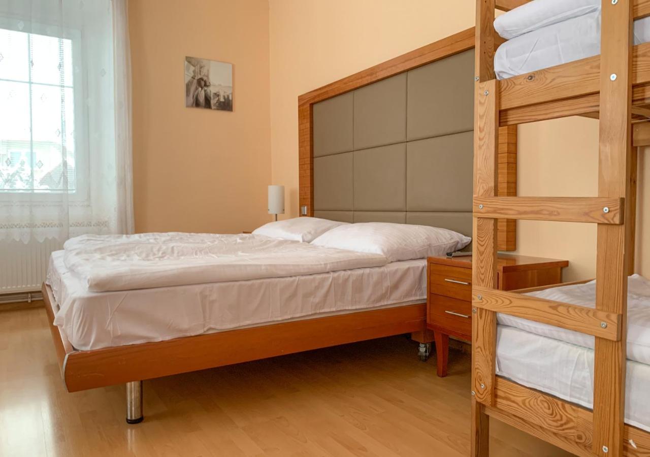 Penzion Mlynicky Dvur Červená Voda 外观 照片