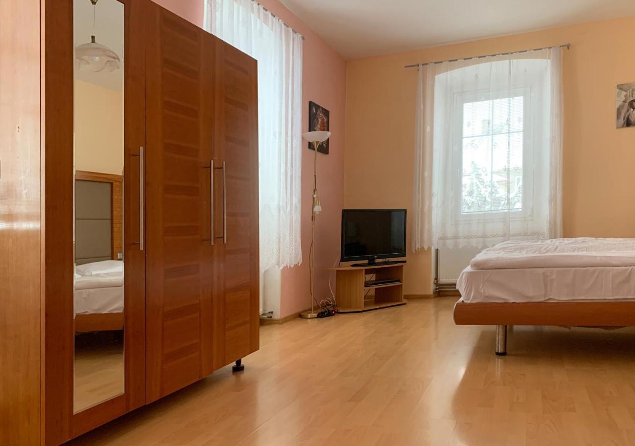 Penzion Mlynicky Dvur Červená Voda 外观 照片